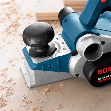Рубанок  Bosch GHO 40-82 C Professional (060159A760)