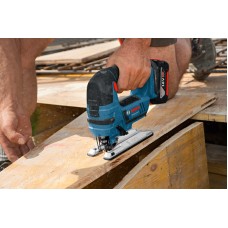 Акумуляторні лобзики  Bosch GST 18 V-LI B Professional (06015A6102)
