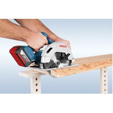Акумуляторна циркулярна пилка  Bosch GKS 18V-57 Professional (06016A2200)