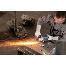 Угловая шлифовальная машина Bosch GWS 17-125 CIE Professional (060179H002) Угловая шлифовальная машина Bosch GWS 17-125 CIE Professional (060179H002)