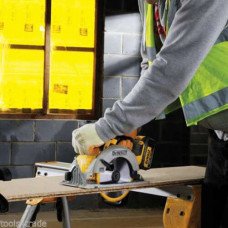 Акумуляторна пила дискова DeWALT DCS570NT Акумуляторна пила дискова DeWALT DCS570NT
