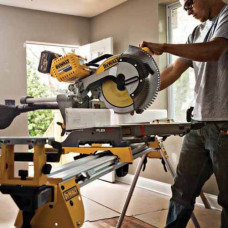 Пила торцювальна акумуляторна DeWALT DHS780T2A