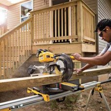 Пила торцювальна акумуляторна DeWALT DHS780T2A