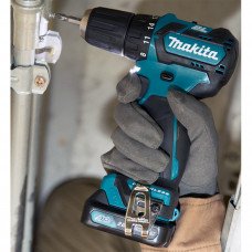 Аккумуляторный бесщёточный шуруповерт Makita DF 332 DSAJ (DF332DSAJ) Аккумуляторный бесщёточный шуруповерт Makita DF 332 DSAJ (DF332DSAJ)