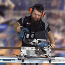 Акумуляторна торцювальна пила Makita DLS 714 Z (DLS714Z) Акумуляторна торцювальна пила Makita DLS 714 Z (DLS714Z)