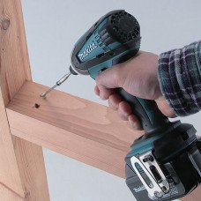 Аккумуляторный гайковерт Makita DTD 134 RFJ (DTD134RFJ) Аккумуляторный гайковерт Makita DTD 134 RFJ (DTD134RFJ)