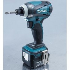 Аккумуляторный гайковерт Makita DTD 134 RFJ (DTD134RFJ) Аккумуляторный гайковерт Makita DTD 134 RFJ (DTD134RFJ)
