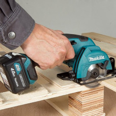 Акумуляторна шабельна пила Makita HS 301 DWAE (HS301DWAE) Акумуляторна шабельна пила Makita HS 301 DWAE (HS301DWAE)