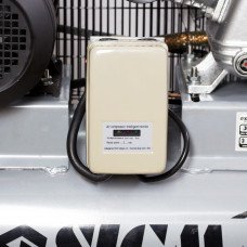 Компресор ремінною трициліндровий 380В 3кВт 610л/хв 10бар 135л Sigma (7044711) SIGMA