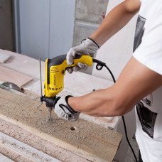 Дрель ударная STANLEY 700 Вт (SDH700)