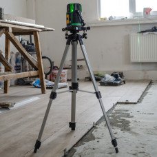 Уровень лазерный на мини штативе INTERTOOL MT-3008 Уровень лазерный на мини штативе INTERTOOL MT-3008