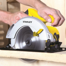 Пила циркулярна STANLEY (STSC1618) Пила циркулярна STANLEY (STSC1618)