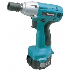 Гайковерт ударний акумуляторний Makita 6918FDWDE Гайковерт ударний акумуляторний Makita 6918FDWDE