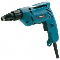 Шуруповерт Makita 6821 Шуруповерт Makita 6821