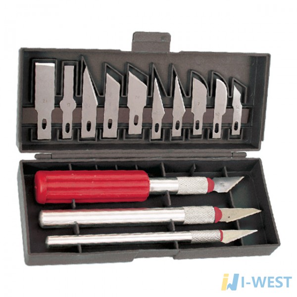 Набор скальпелей 13 шт. INTERTOOL HT-0525 Набор скальпелей 13 шт. INTERTOOL HT-0525