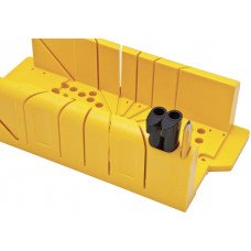 Стусло из полистирола с ножовкой и фиксаторами STANLEY 1-20-600 Стусло из полистирола с ножовкой и фиксаторами STANLEY 1-20-600